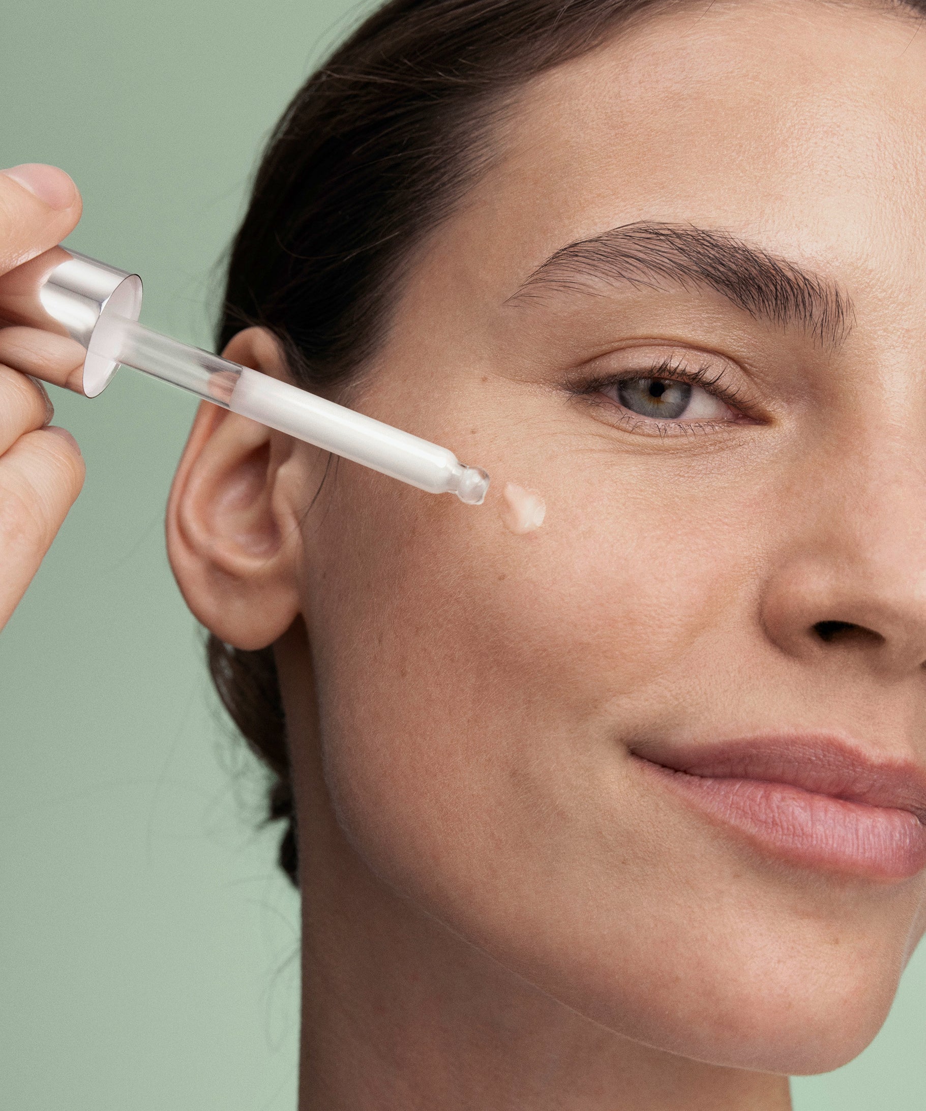 lavera Pure Beauty Sérum lors de l'application