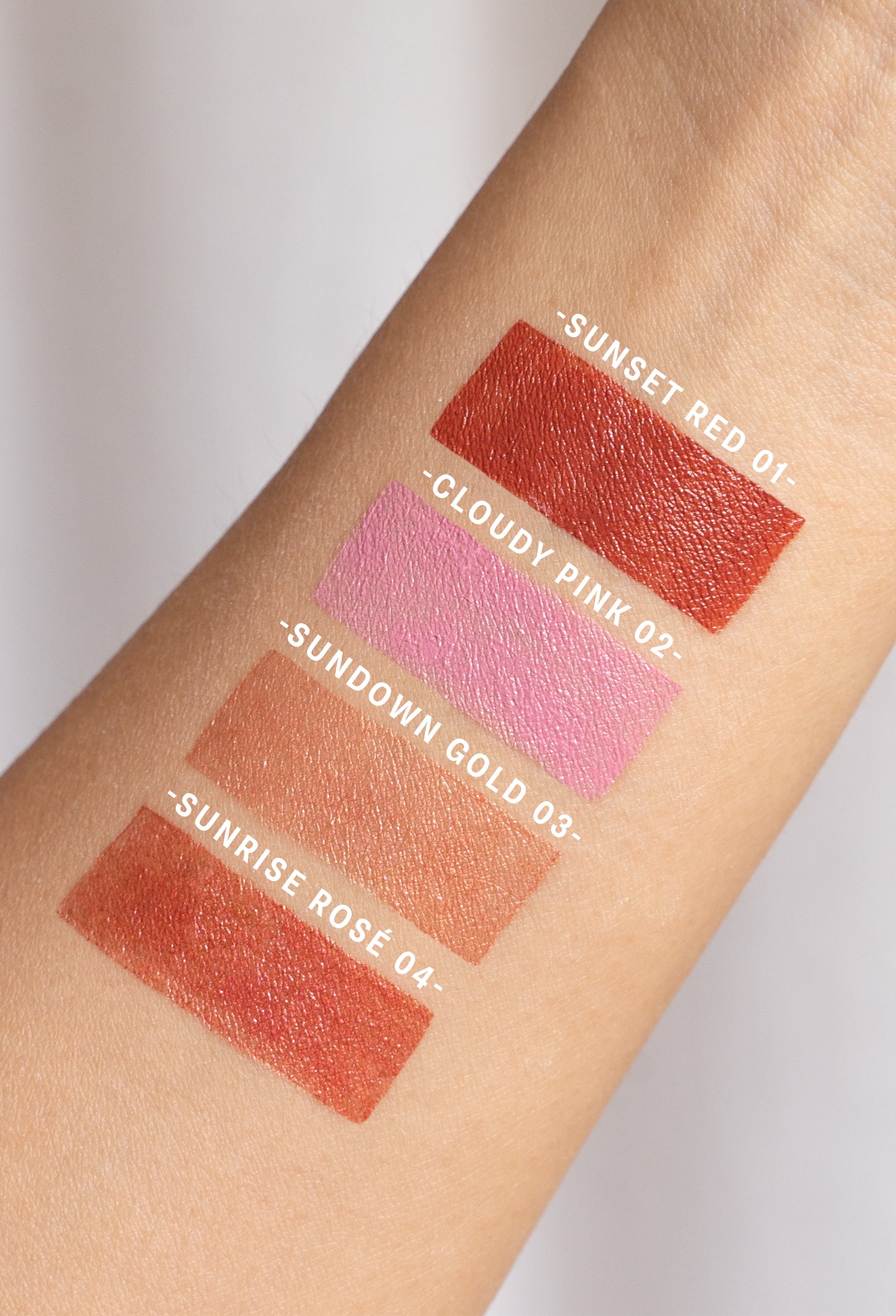 lavera Multi Balm -Cloudy Pink 02- lors de l'application