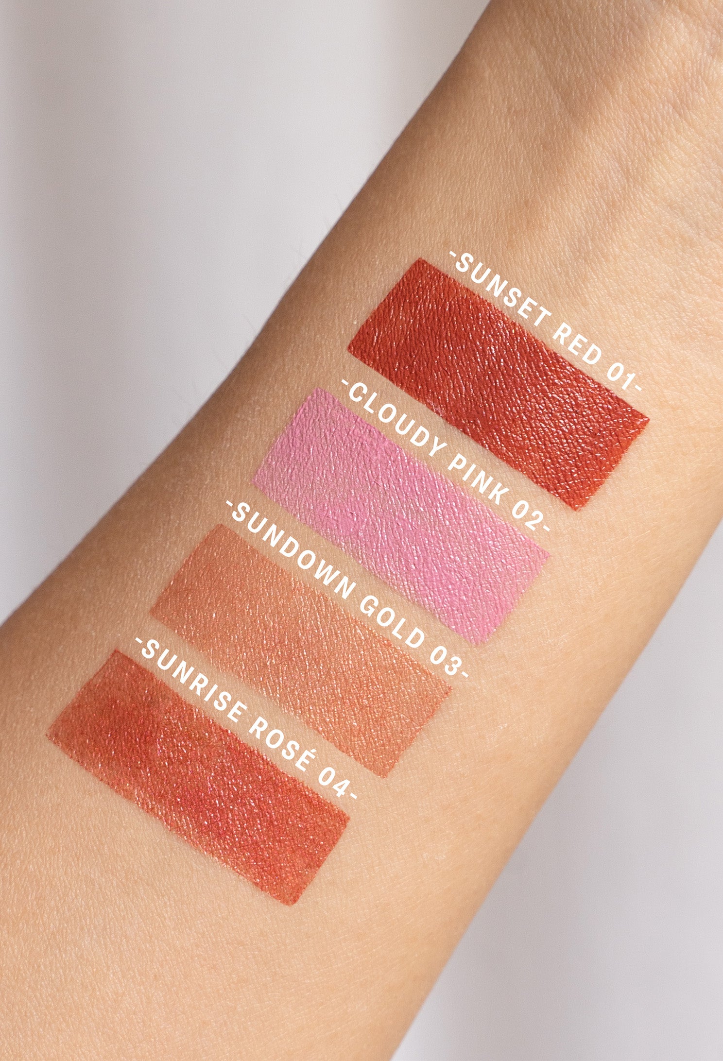 lavera Multi Balm -Sunrise Rosé 04- lors de l'application