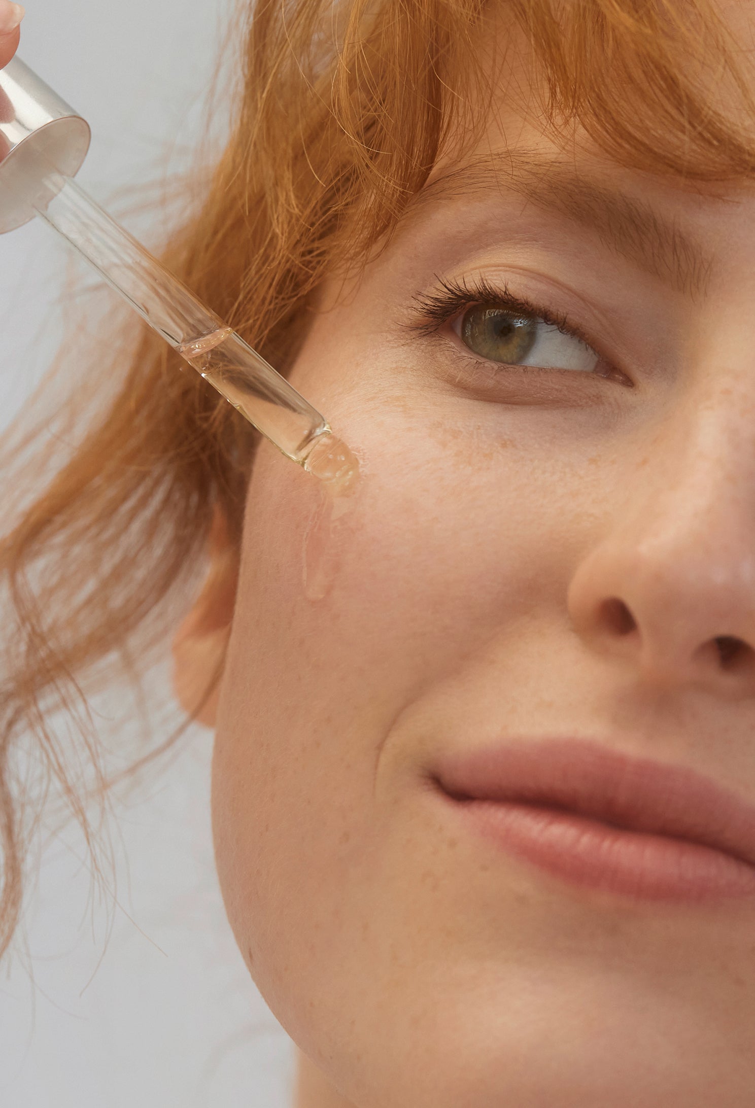 lavera Re-Energizing Sleeping Öl-Elixier lors de l'application